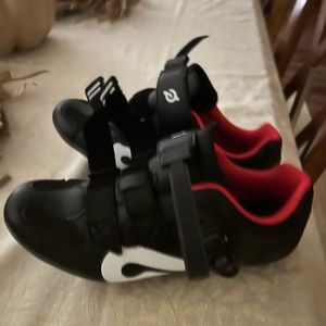 Peleton shoes size 42